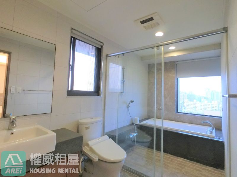 生態園區MRT雅致大器雲品苑3房+平車