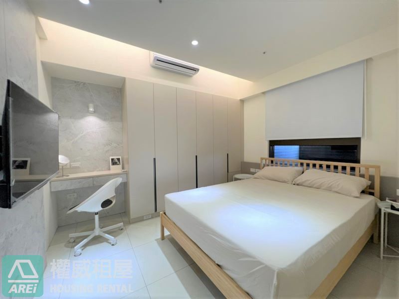 左營悅誠|泳池3房|超大景觀陽台平車