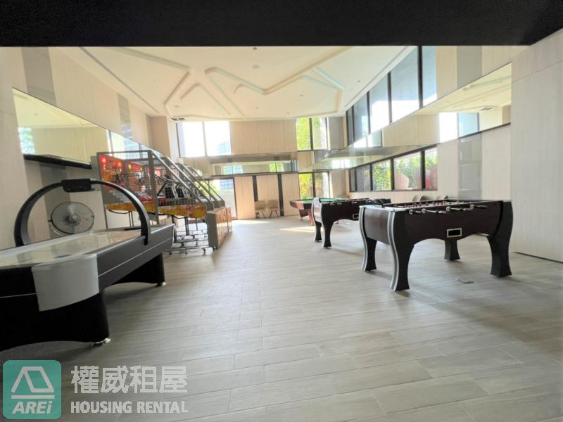 左營悅誠|泳池3房|超大景觀陽台平車