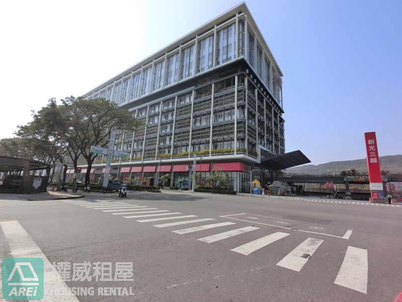 左營高鐵MRT圓禾向青2陽台1+1房車位