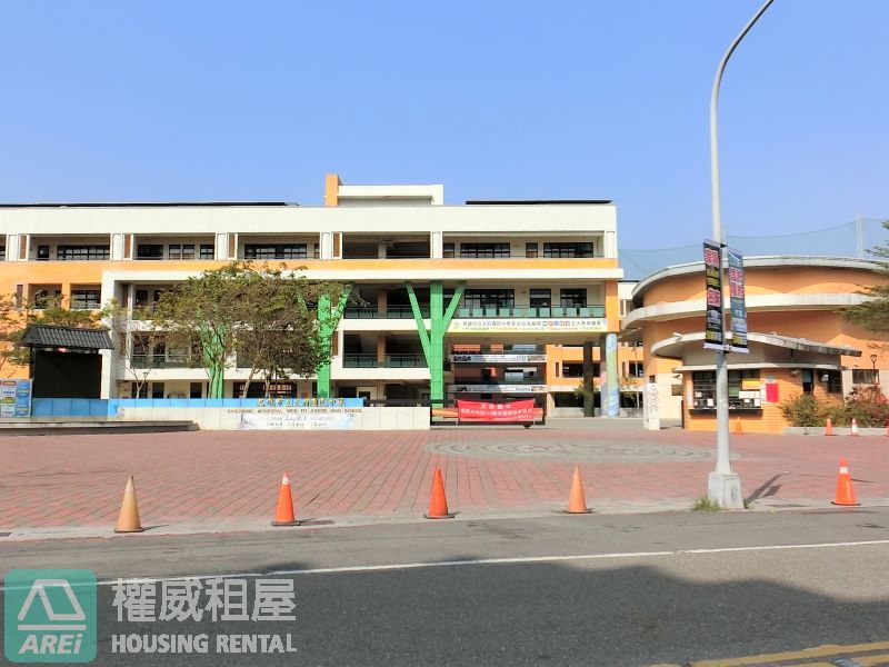 左營高鐵MRT圓禾向青2陽台1+1房車位