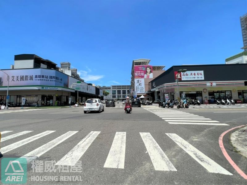 左營高鐵MRT圓禾向青2陽台1+1房車位