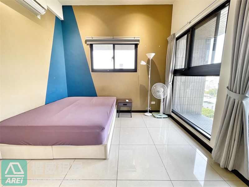 信義國小站大悅邊間泳池景觀兩房平車