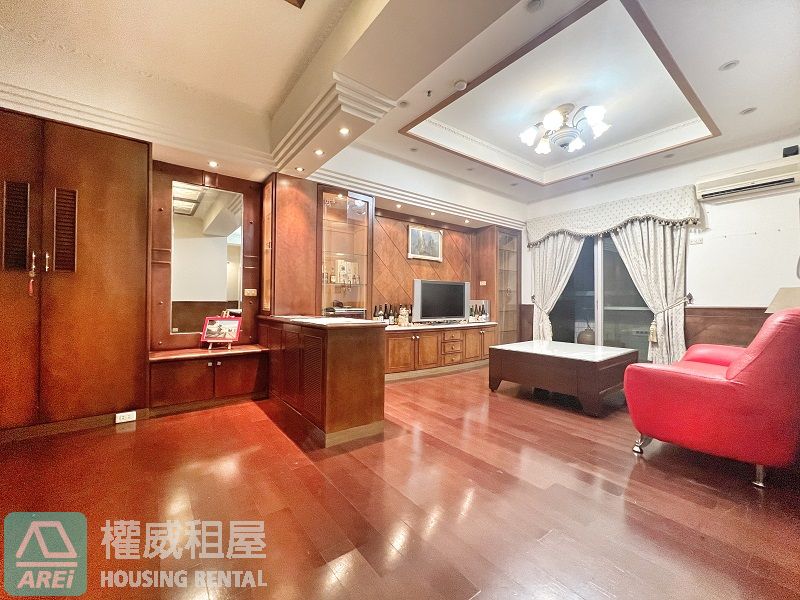 巨蛋MRT博愛100採光3房平車可租補