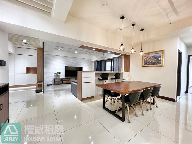 🏙️ R8三多亞灣區・福懋圓方寬敞4 房平車