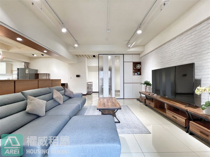 🏙️ R8三多亞灣區・福懋圓方寬敞4 房平車