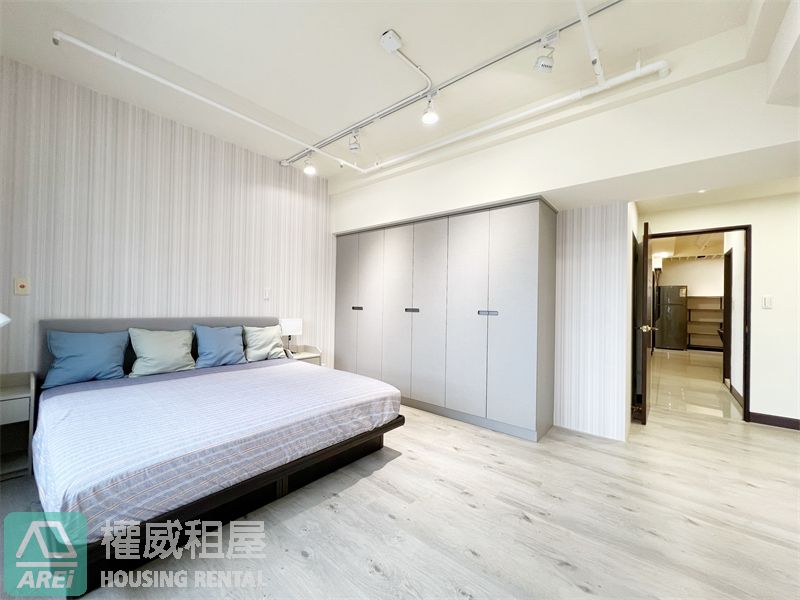 🏙️ R8三多亞灣區・福懋圓方寬敞4 房平車