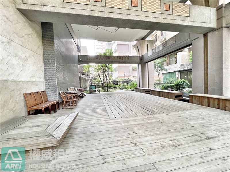 巨蛋義享天地好市多采揚天景觀正兩房衛浴開窗