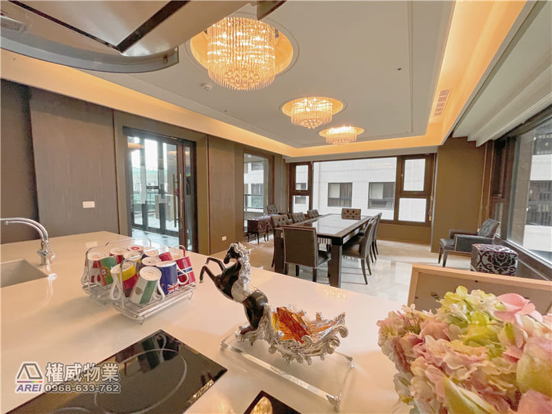 帝門美術館第一排遠山綠景3+1房雙平車