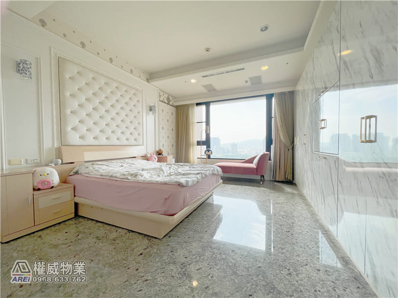 帝門美術館第一排遠山綠景3+1房雙平車