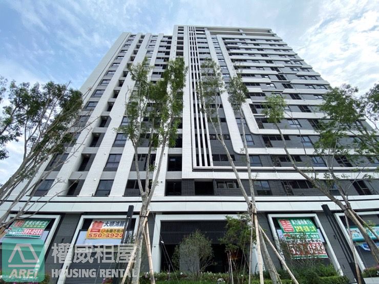 戀戀風尚｜高大特區高樓2+1房2衛平車