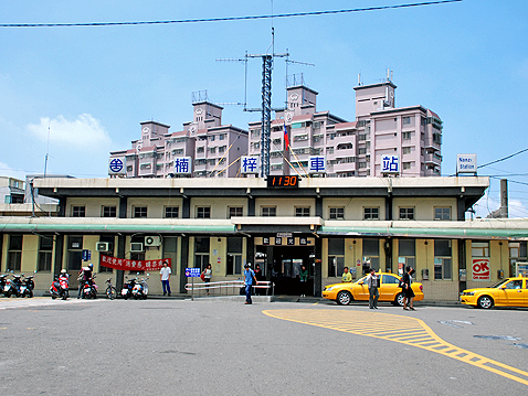 都會公園MRT白易居時尚二房平車