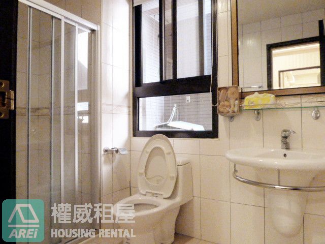 凹仔底站大器堅山大世紀3+1房平車