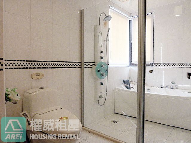 凹仔底站大器堅山大世紀3+1房平車