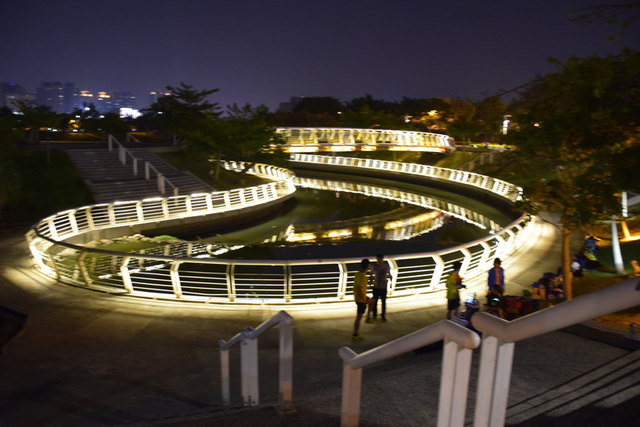 中央公園民生香榭景觀優質兩房平車