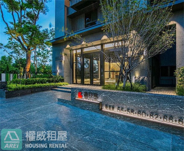 瑞隆商圈｜輕軌旁勤見築2+1房｜精美裝潢高樓層｜平面車位
