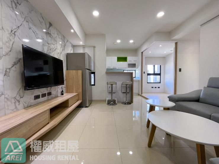 巨蛋鑫巨蛋邊間精裝採光兩房平車