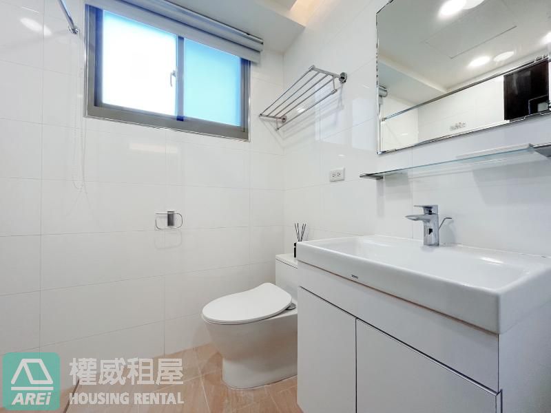 農16凹子底新都心典雅溫馨2+1房