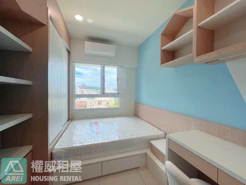 C21美術館｜學院美術之星｜樣品屋3房平車
