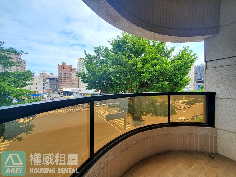 高鐵MRT博愛滙綠景大四房平車