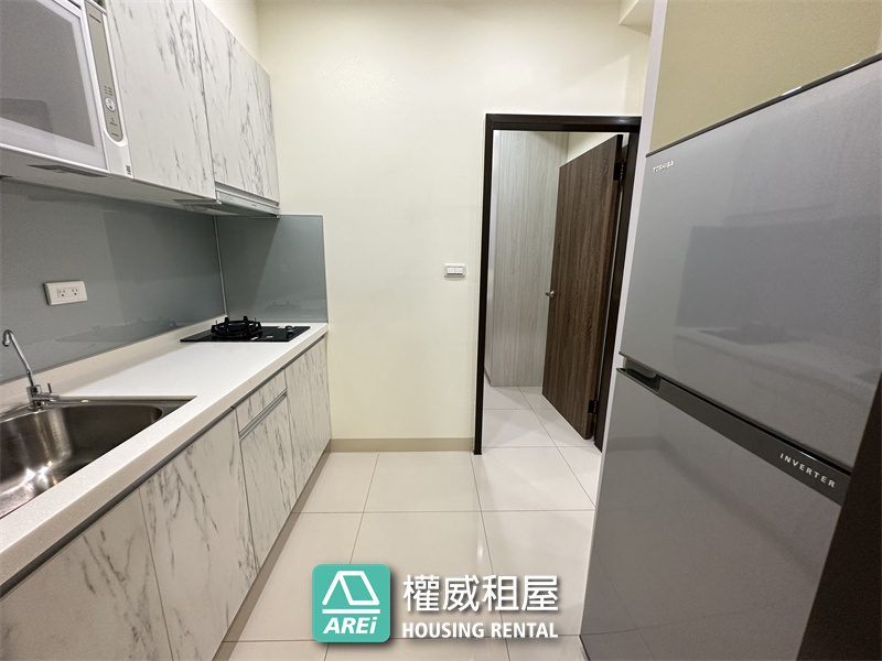 高醫郡都當代高樓層無印風美兩房