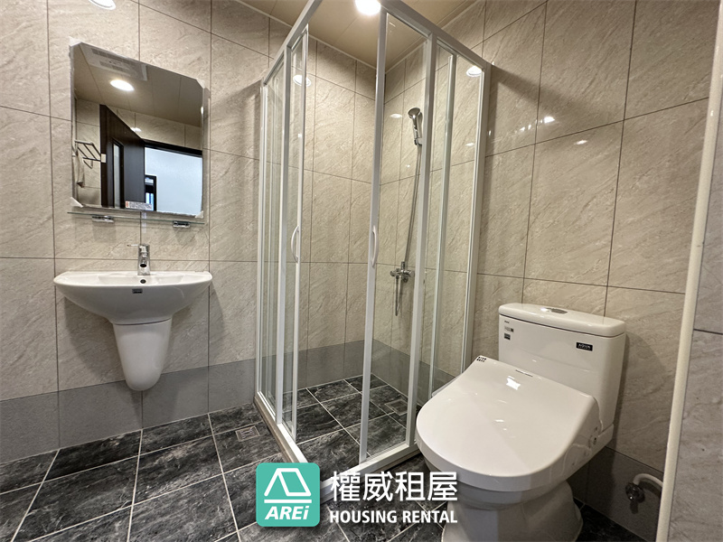 高醫郡都當代高樓層無印風美兩房
