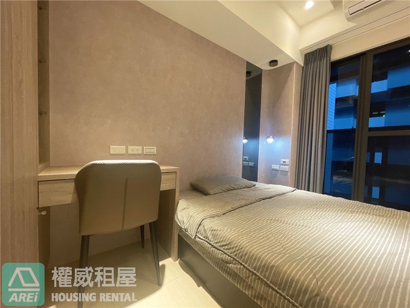 市議會MRT城韻全新裝潢2房