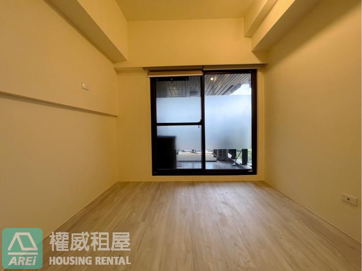 果貿悅誠無印兩房平車可租補可寵