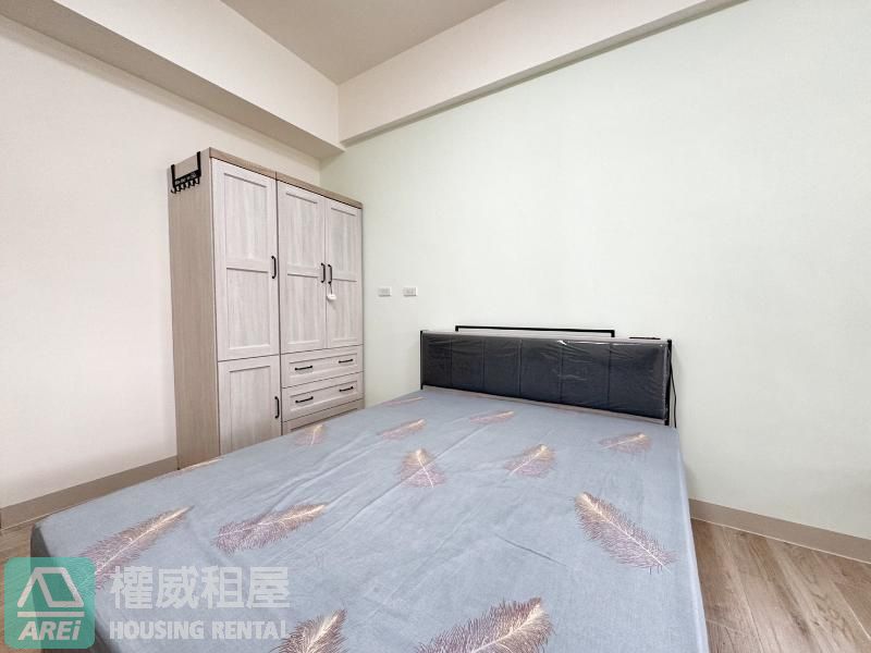 近火車站三塊厝整層套房出租可租補可養貓