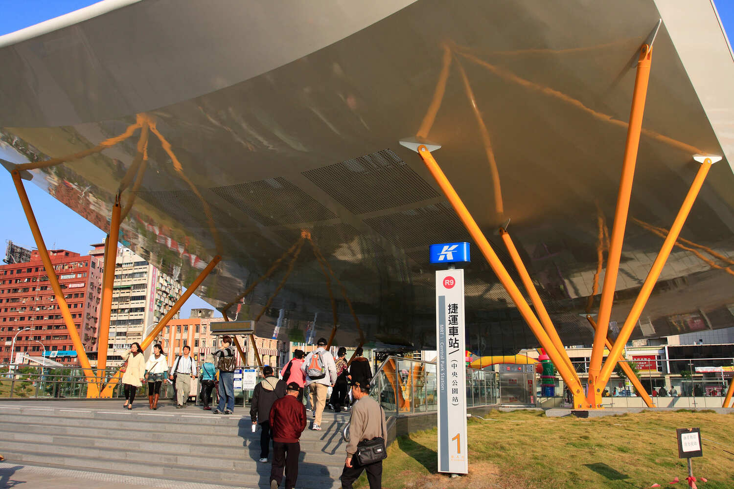 中央公園MRT民生臻愛高樓景觀空屋2房