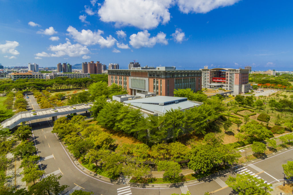 高雄大學全新百達悠悅唯美3房平車