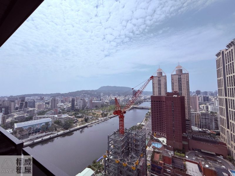 愛情河左岸｜全新未住｜景觀兩房平車
