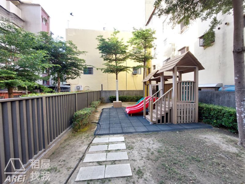近三多商圈、文化中心生活圈 | 二聖公園、中正高工 | 國泰Double A  高樓層大無限景觀4房平車