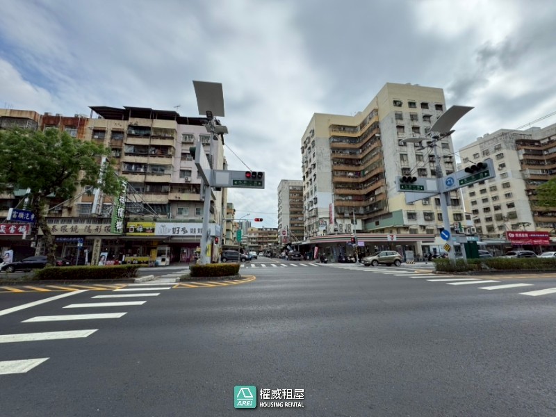近50樓|懷安透天店面|辦公室可住辦|科工館