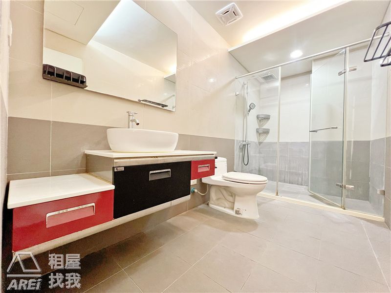 鼎中文藻商圈超大空間明亮大套房