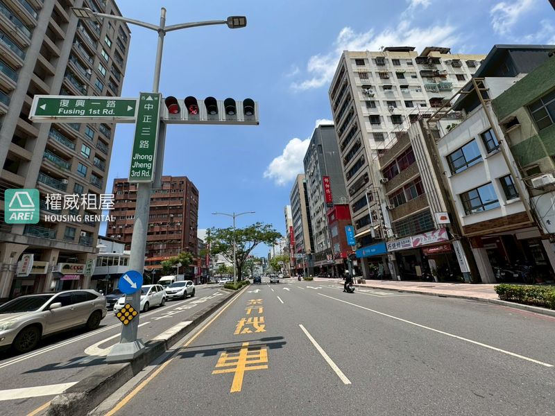 MRT信義國小｜中正路商辦｜百坪辦公室