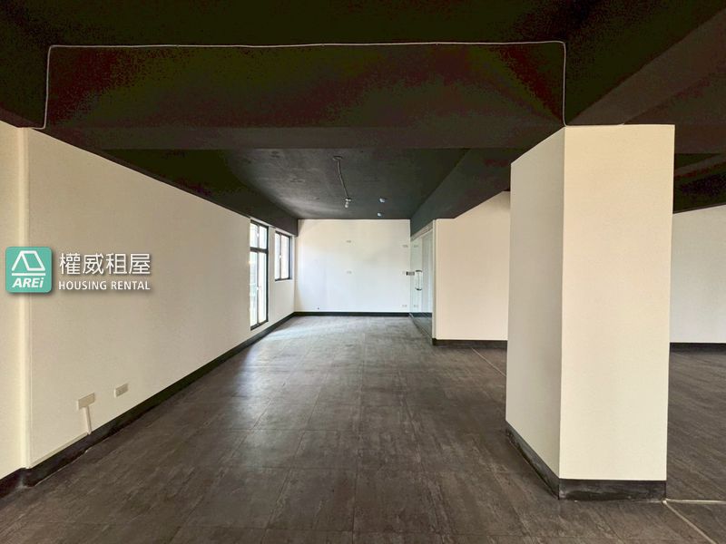 MRT信義國小｜中正路商辦｜百坪辦公室