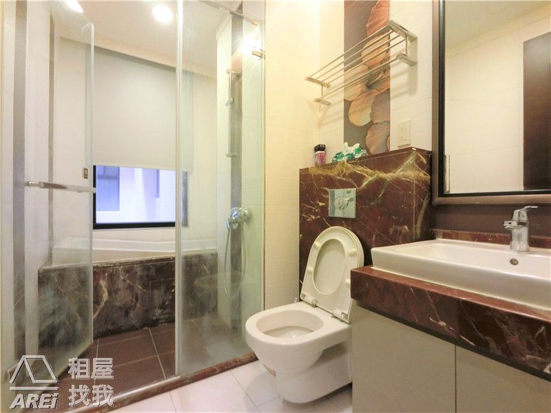 輕軌龍華國小站｜帝品苑｜明星學區亮眼3房