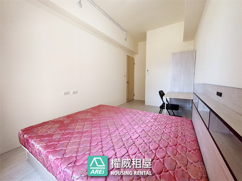橋頭鳳凰villa｜渡假村風｜質感公設×雅致建築，讓人一見鍾情