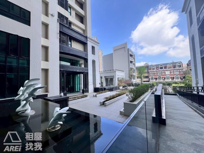 澄清湖仁雄商圈｜芳崗澄品｜2+1房平車