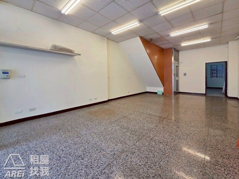 建工商圈｜鼎山核心｜稀有店面1F釋出