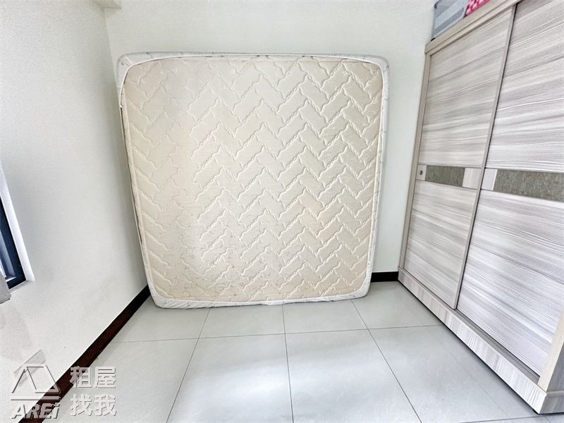 高鐵巴洛克溫馨美典雅邊間正兩房平車