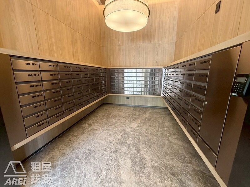 近高雄火車站|R11|全新空屋大套房|時尚帝寶