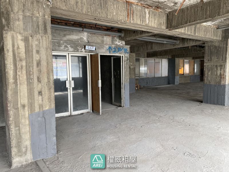 鹽埕商辦∣餐廳∣倉庫辦公室∣洗腎中心∣日照中心近四百坪