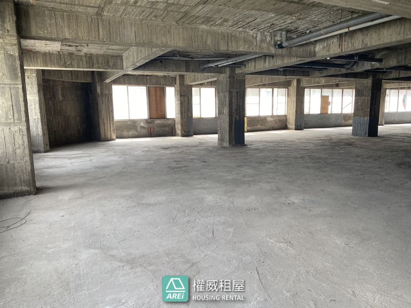 鹽埕商辦∣餐廳∣倉庫辦公室∣洗腎中心∣日照中心近四百坪