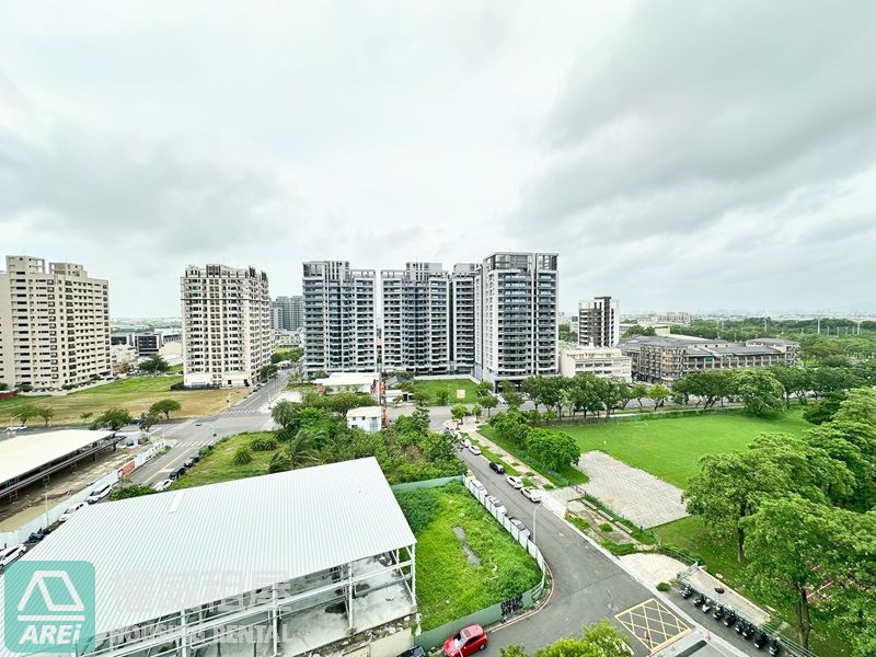高雄大學微美居全新2房平車可租補