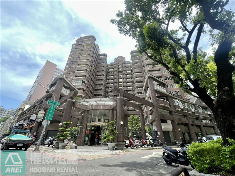 文化中心MRT溫哥華明星學區五房平面車位