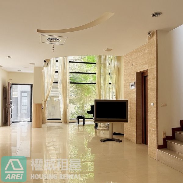 美術館靜巷雙拼電梯別墅｜稀有百坪大空間｜只有美的獨特可以形容