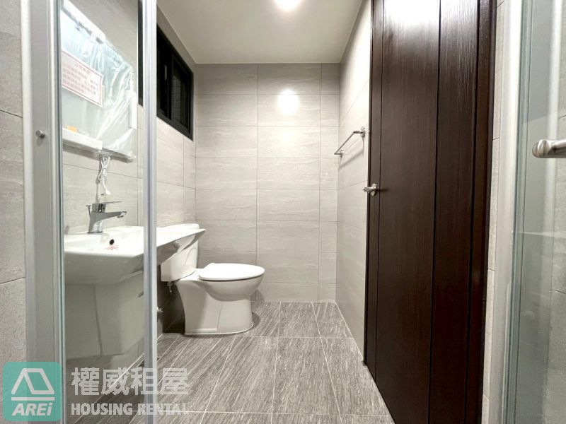 台積電蔚藍海19全新3房空屋平車可租補