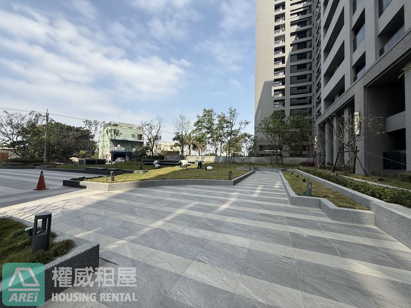 台積電蔚藍海19全新3房空屋平車可租補